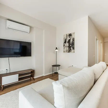 Stylish In Lungomare With Sea View By Pikhost Apartament