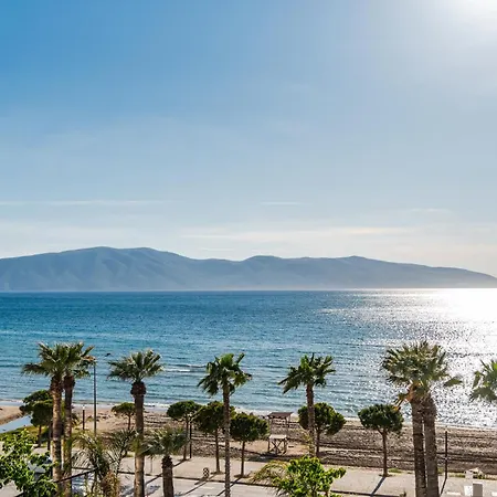 Stylish In Lungomare With Sea View By Pikhost Vlorë