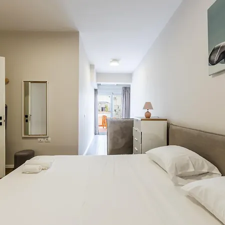 Stylish In Lungomare With Sea View By Pikhost Appartement