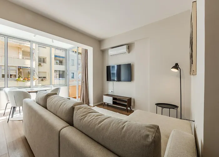 Apartamento Stylish In Lungomare With Sea View By Pikhost